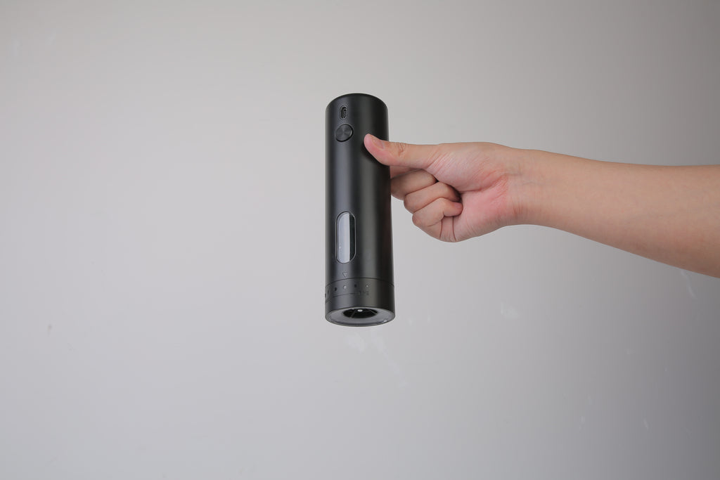 1Pc  Electric Pepper Grinder USB Rechargeable Pepper Mill Automatic Salt Grinder With 6 Adjustable Coarseness LED Light 110ML Container One Hand Operation For Kitchen Essential